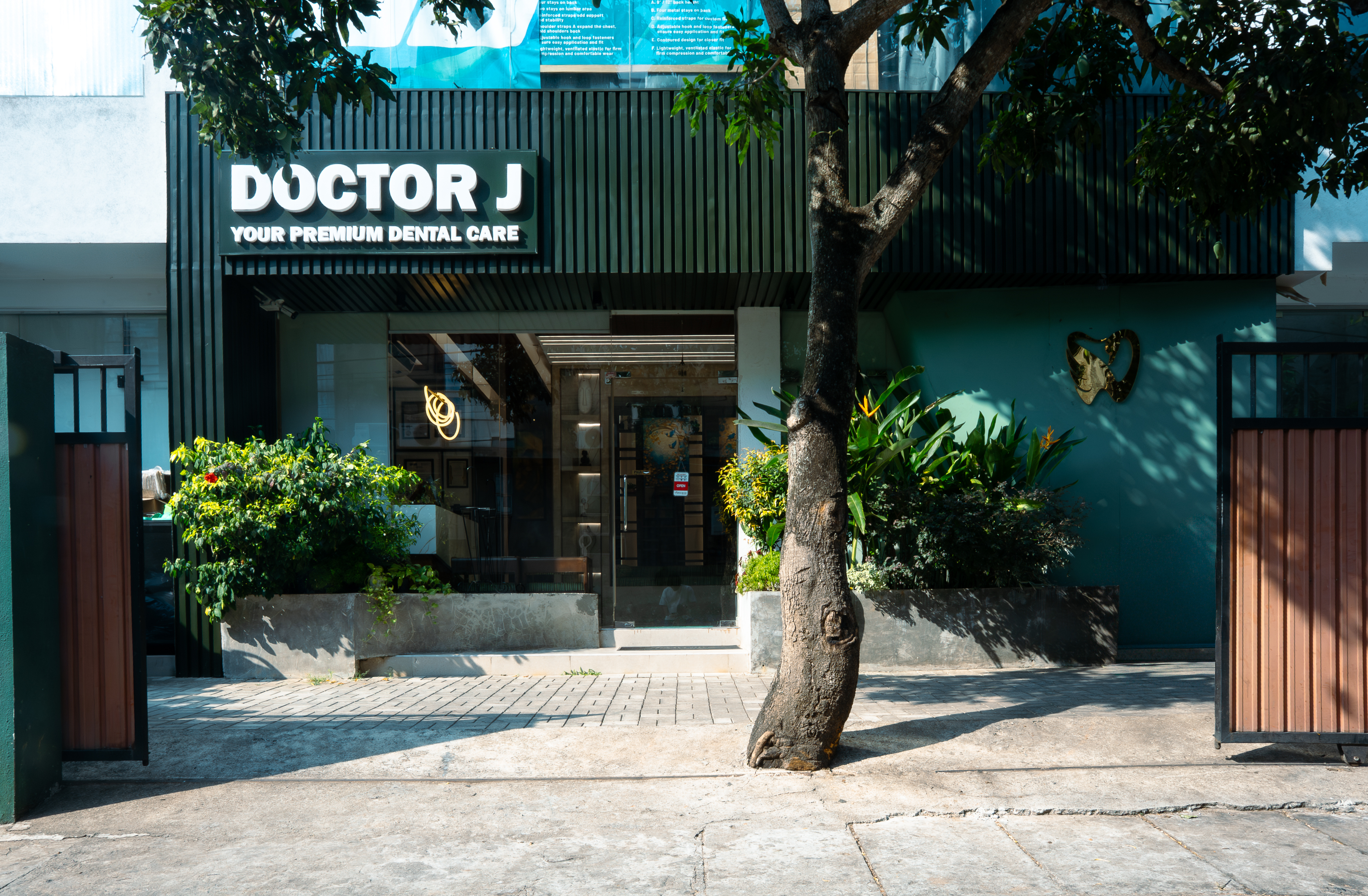 Doctor J Premium Dental Care - Delkanda Branch